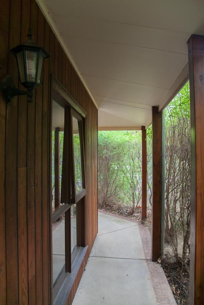 Отель Perricoota Vines Retreat Моама Номер фото